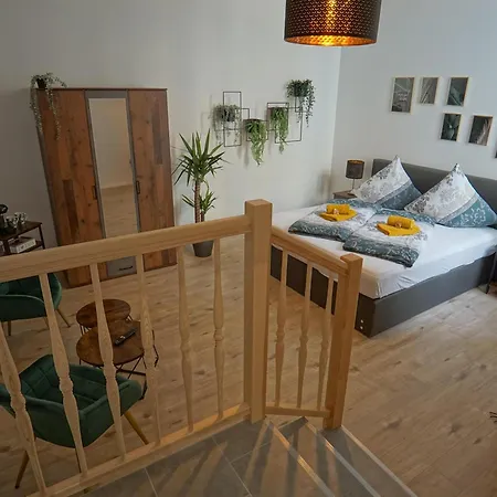 Hogulu - Stilvoll Und Zentral - 3-raum 1 * Brandenburg (Brandenburg an der Havel)