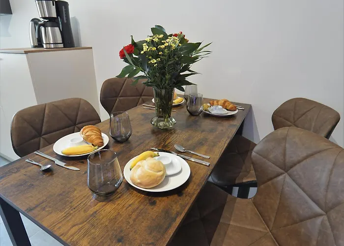 Hogulu - Stilvoll Und Zentral - 3-raum 1 شقة